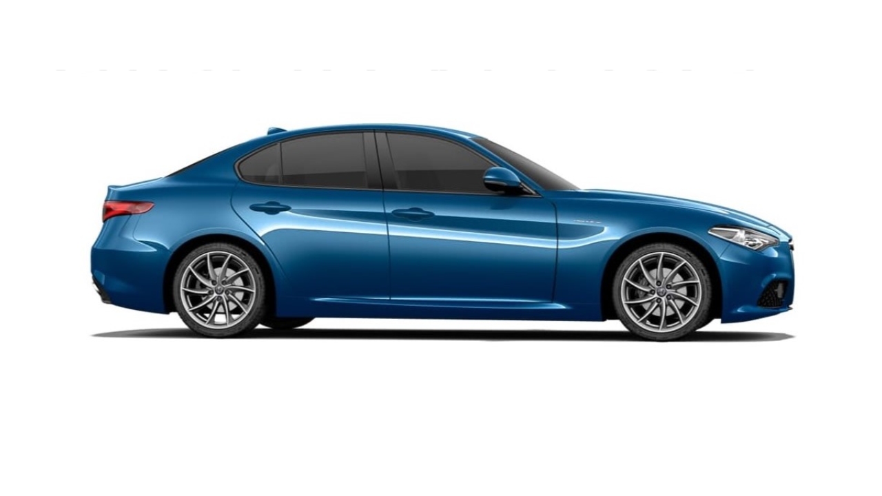 31289 Photo Exterior Alfa Romeo Giulia Veloce 2023 in UAE