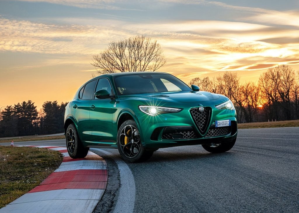 20994 Photo Exterior Alfa Romeo Stelvio Quadrifoglio 2022 in Saudi Arabia