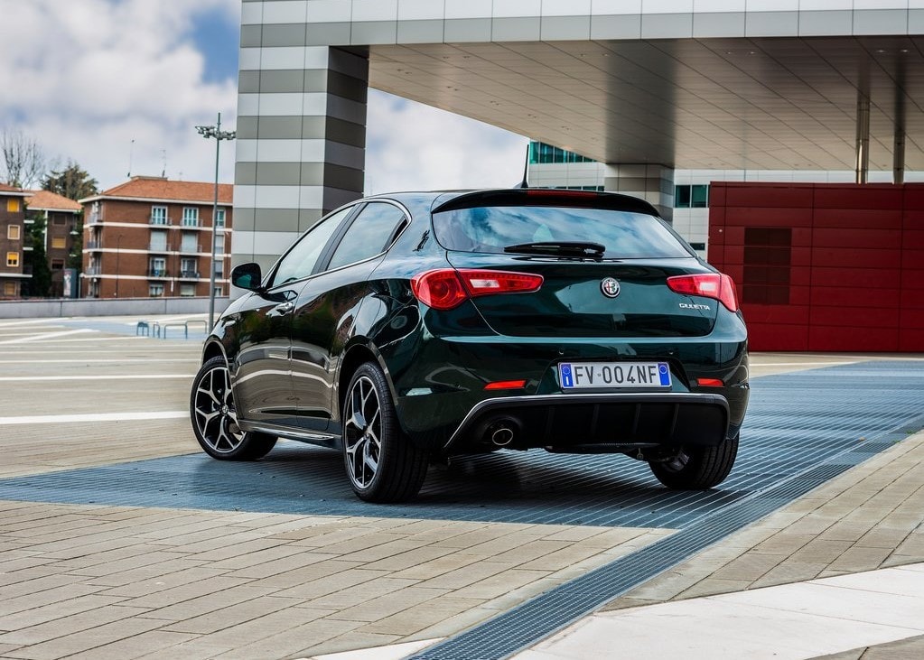 14391 Photo Exterior Alfa Romeo Giulietta Veloce 2022 in UAE