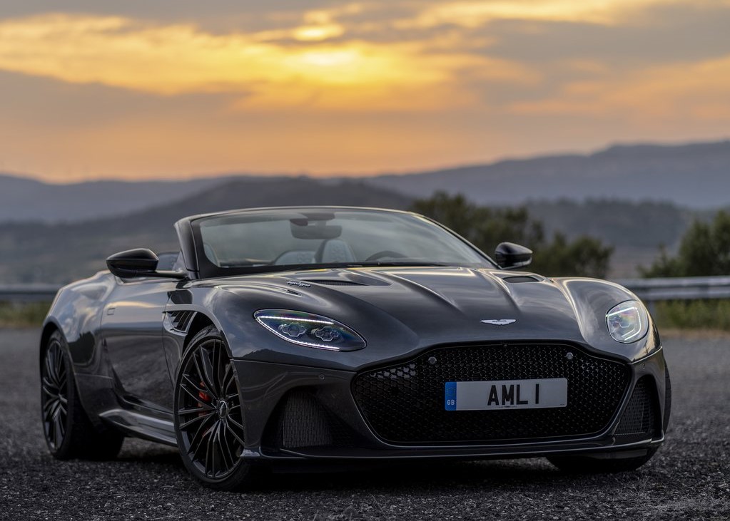 8213 Photo Exterior Aston Martin DBS Superleggera Volante 2021 in UAE