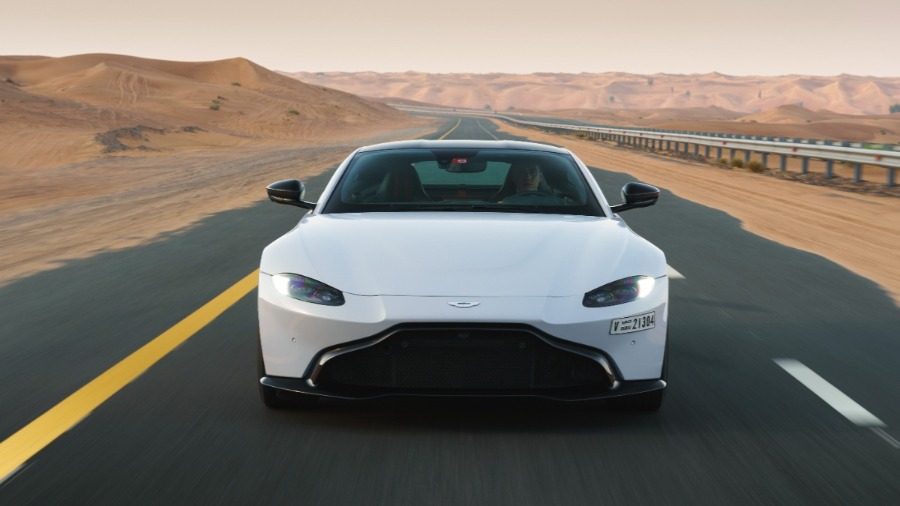 8193 Photo Exterior Aston Martin Vantage Coupe 2021 in UAE