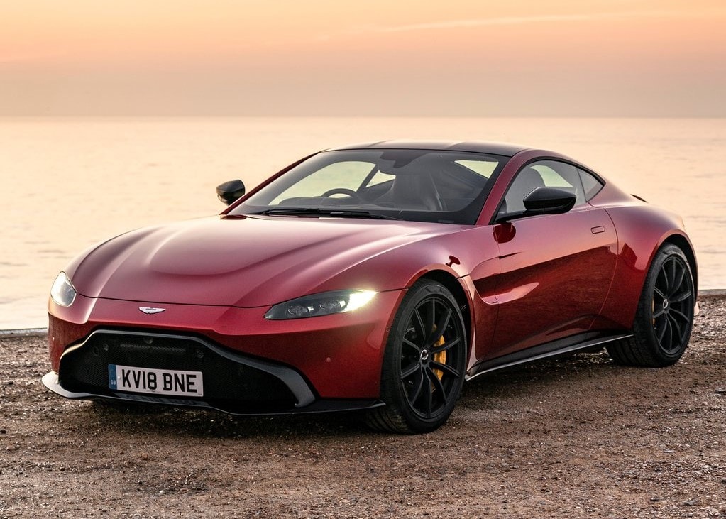8188 Photo Exterior Aston Martin Vantage Coupe 2021 in Saudi Arabia