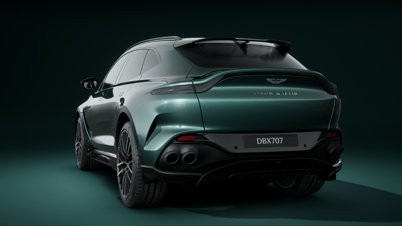 32933 Photo Exterior Aston Martin DBX 707 2023 in Saudi Arabia