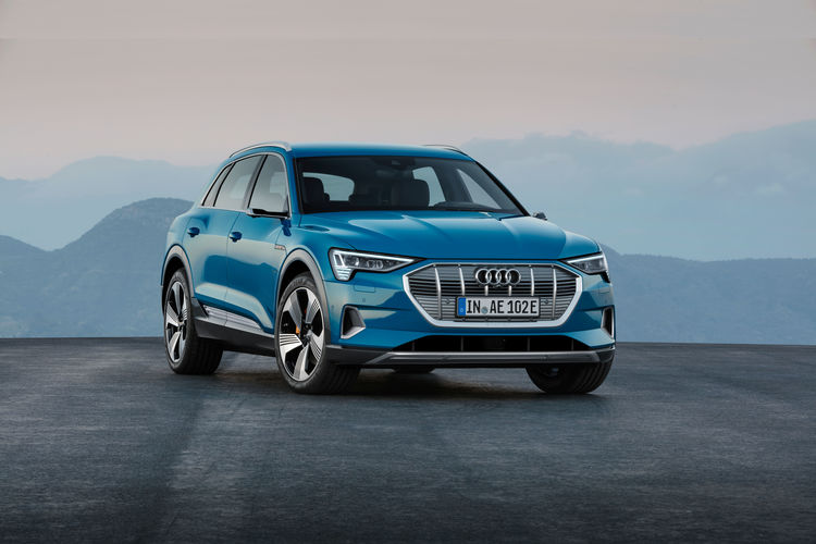 11711 Photo Exterior Audi e-tron STD 2022 in UAE