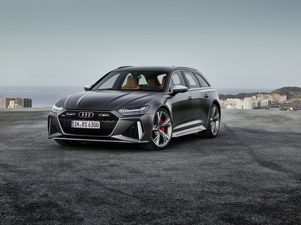 12194 Photo Exterior Audi RS6 Avant 2022 in Saudi Arabia