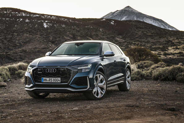 12017 Photo Exterior Audi RS Q8 2022 in UAE