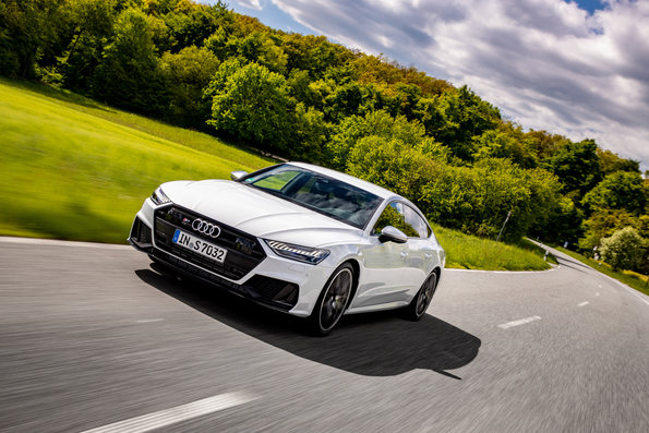 12204 Photo Exterior Audi S7 2022 in Saudi Arabia