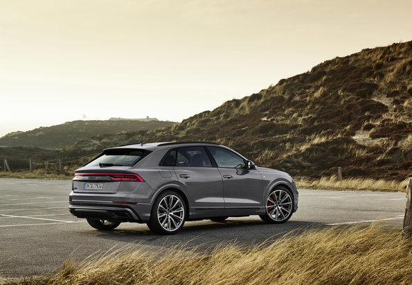 12014 Photo Exterior Audi Q8 STD 2022 in UAE