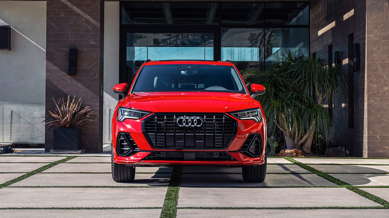 38317 Photo Exterior Audi Q3 2024 in UAE