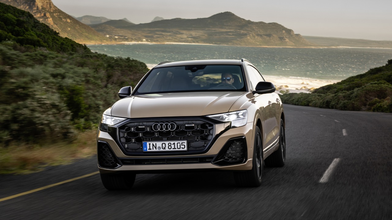 38747 Photo Exterior Audi Q8 2024 in UAE