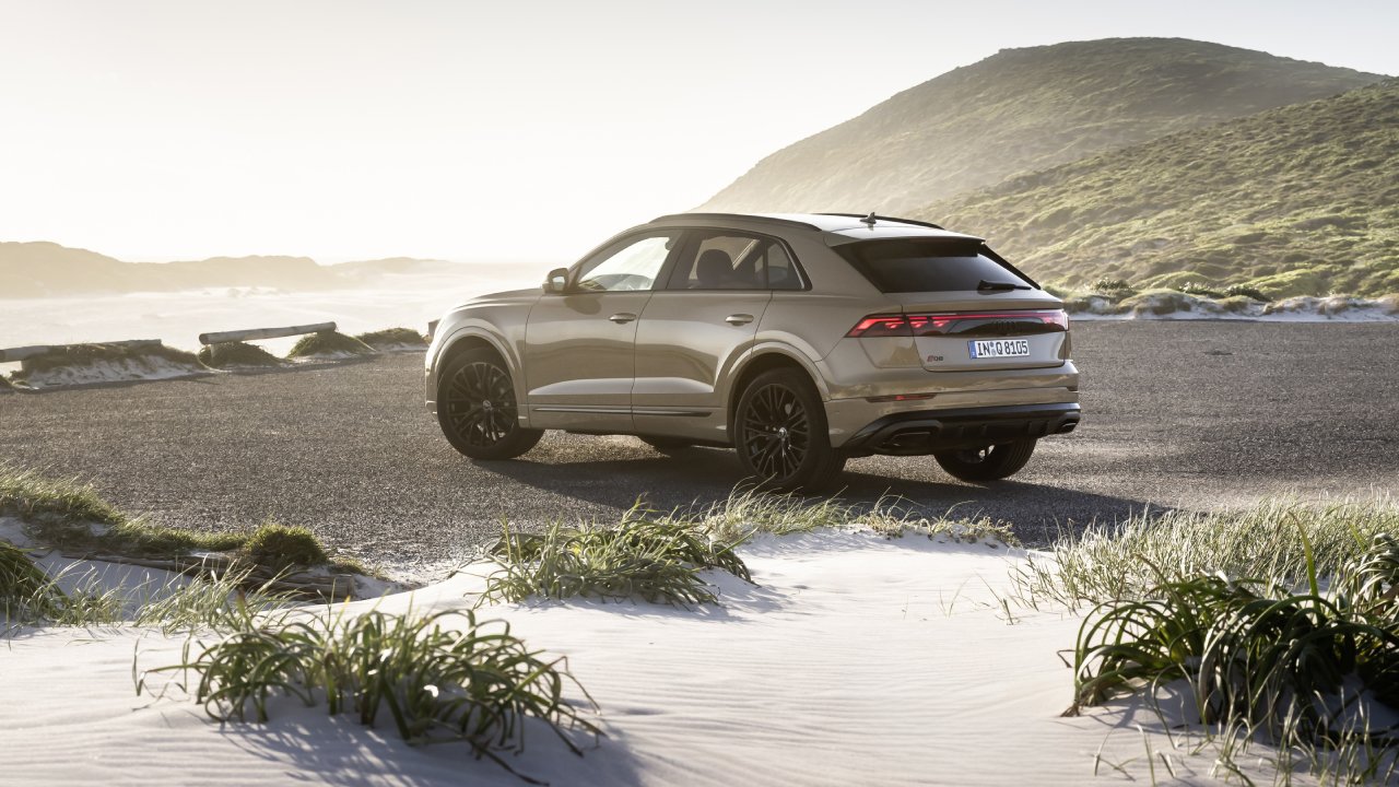 44545 Photo Exterior Audi Q8 2024 in UAE