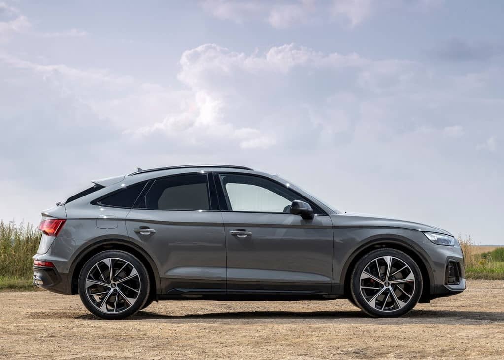 12004 Photo Exterior Audi SQ5 Sportback 2022 in UAE