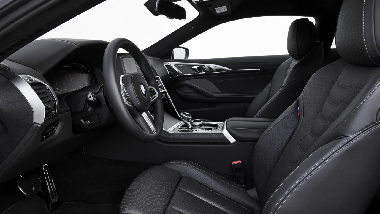 29416 Photo Exterior BMW 8 Series coupe 2023 in Saudi Arabia