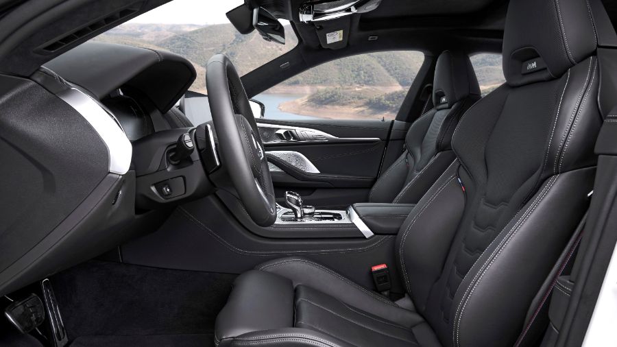 10537 Photo Exterior BMW 840i 2021 in Saudi Arabia