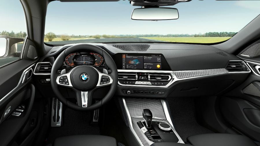 14943 Photo Exterior BMW 120i M Sport Package 5-Door 2021 in UAE
