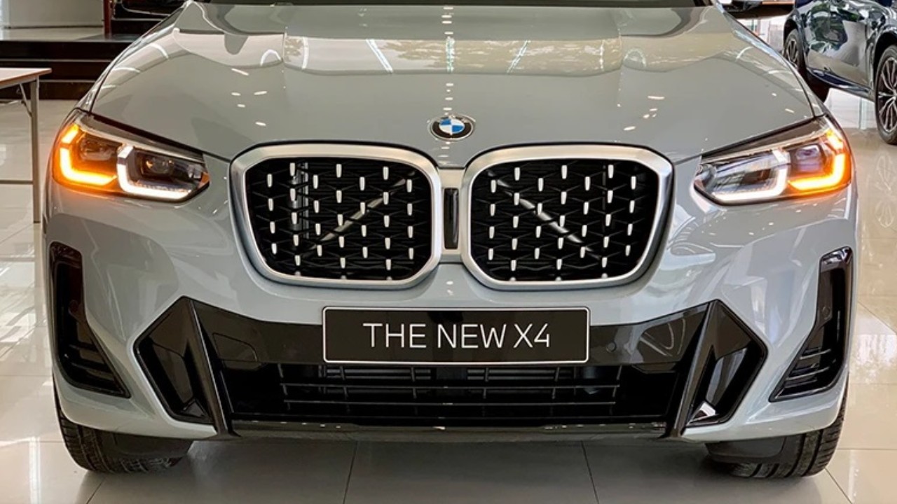 29665 Photo Exterior BMW X4 xDrive20i 2023 in Saudi Arabia
