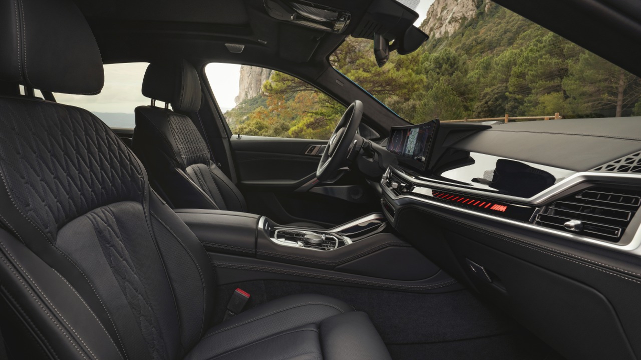 29523 صور التصميم الخارجي بي ام دبليو اكس 6 اكس درايف 40اي 2023 في السعودية