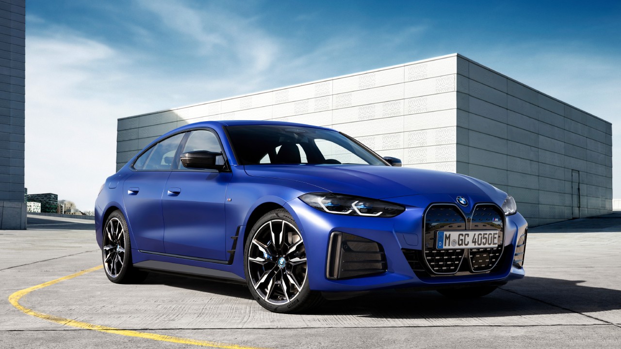 32524 Photo Exterior BMW i4 M50 Gran Coupe 2023 in Saudi Arabia