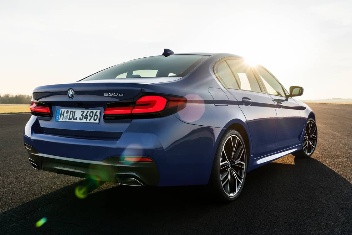 14485 Photo Exterior BMW 530i Luxury M Sport Package 2021 in UAE