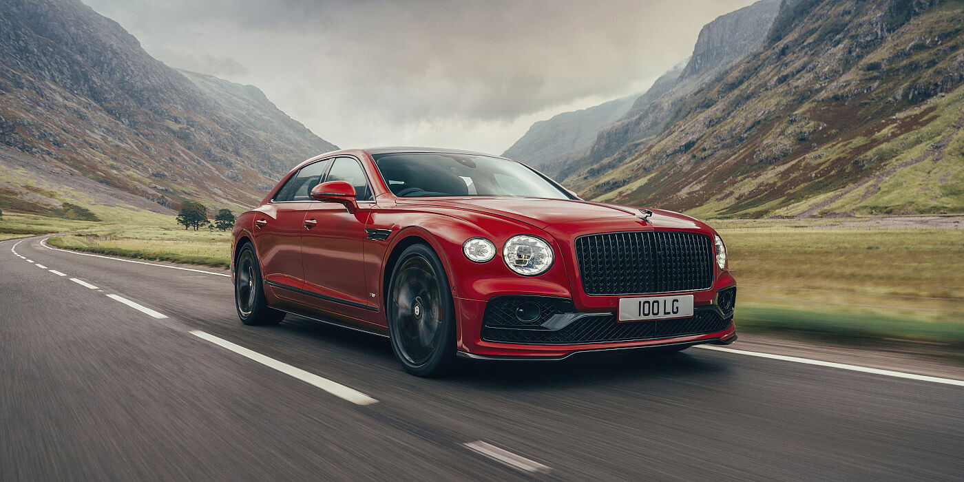 8703 Photo Exterior Bentley Flying Spur V8 2021 in Saudi Arabia