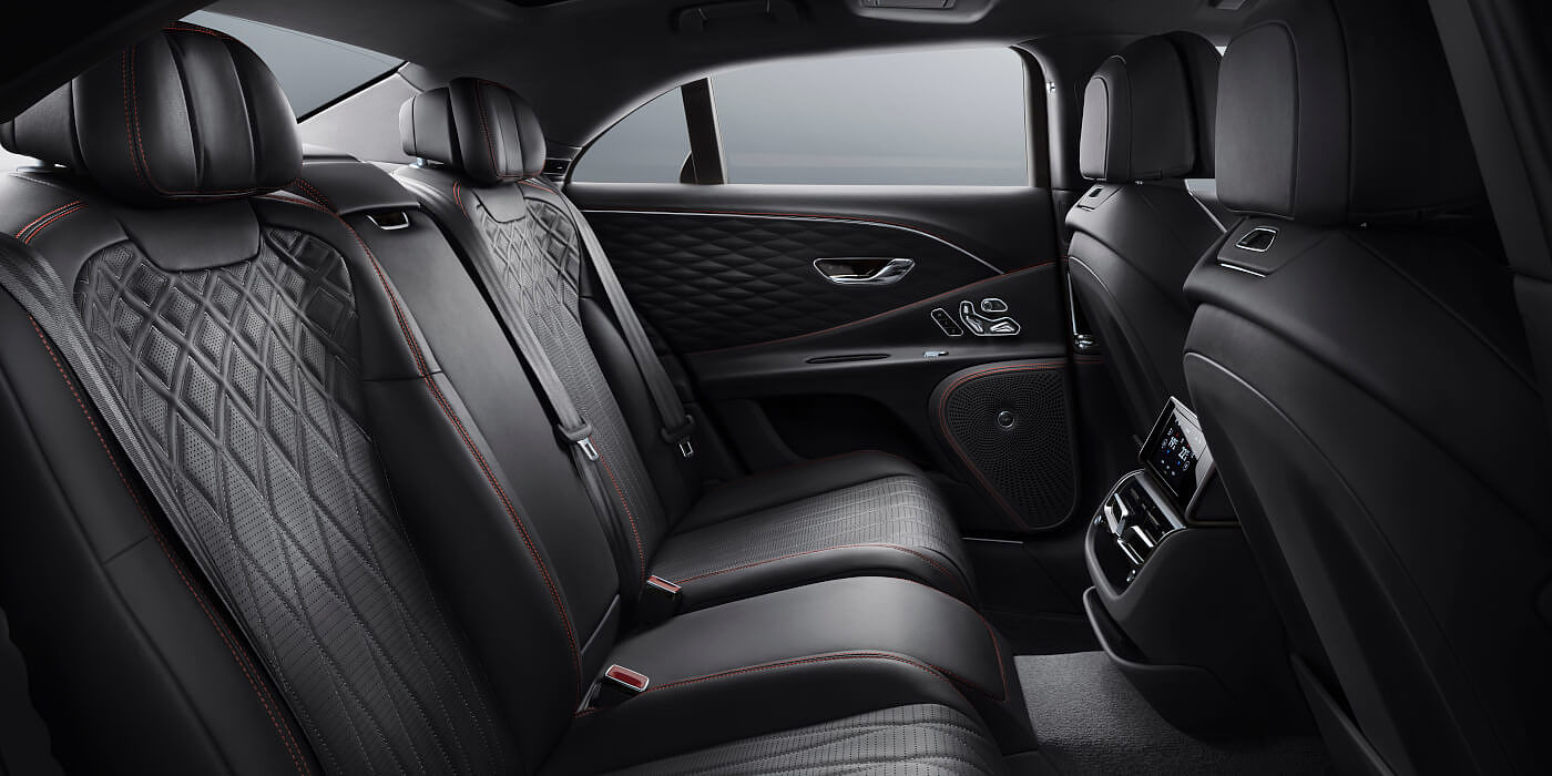 8706 Photo Exterior Bentley Flying Spur V8 2021 in Saudi Arabia