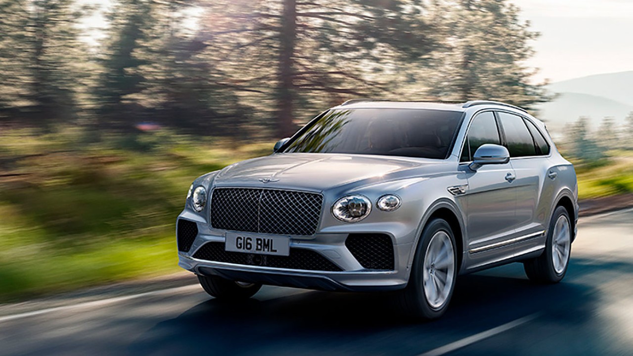 39734 Photo Exterior Bentley Bentayga 2024 in Saudi Arabia