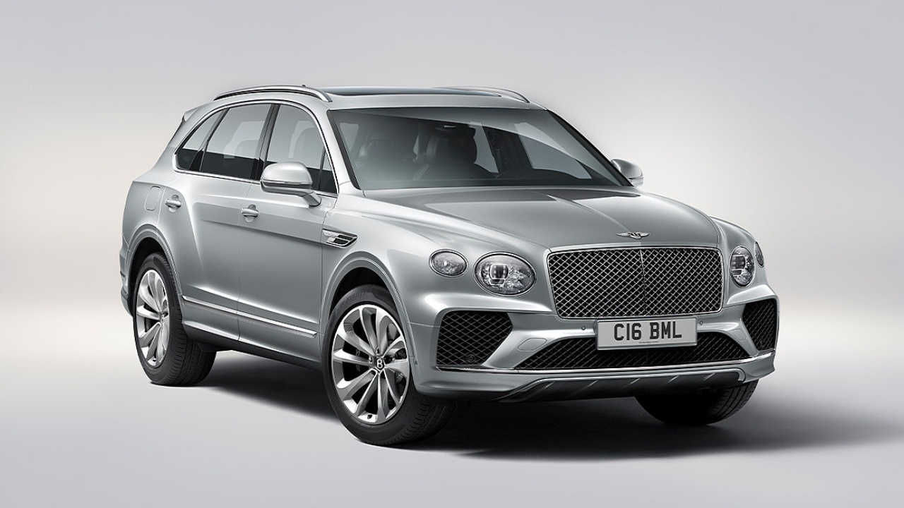 30034 Photo Exterior Bentley Bentayga Standard 2023 in Saudi Arabia