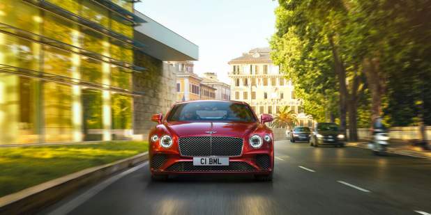 9146 صور التصميم الخارجي بنتلي كونتيننتال جي تي 2021 في السعودية