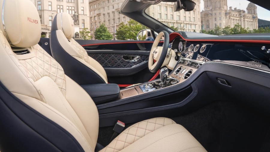 5813 Photo Exterior Bentley Continental GT V8 Mulliner Convertible 2021 in UAE