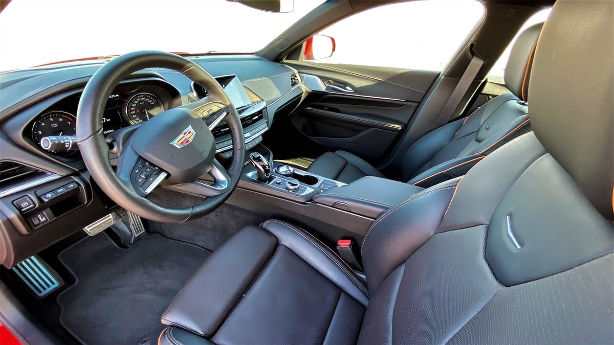 15370 Photo Exterior Cadillac CT4 Premium Luxury 2022 in UAE