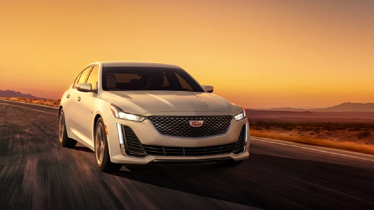 26498 Photo Exterior Cadillac CT5 Luxury 2023 in Saudi Arabia