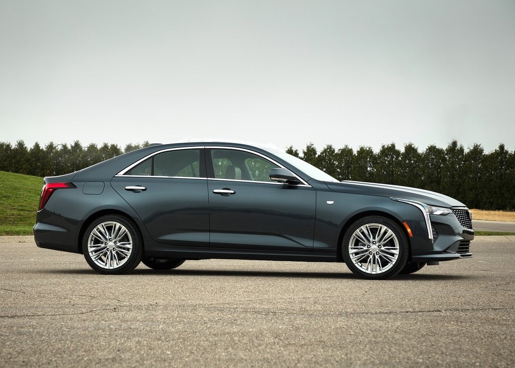 15343 Photo Exterior Cadillac CT4 Premium Luxury 2022 in Saudi Arabia