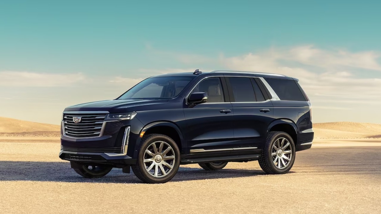 24384 Photo Exterior Cadillac Escalade Luxury 2023 in UAE