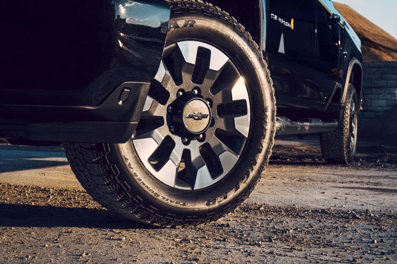 13925 Photo Exterior Chevrolet Silverado HD LT 2022 in Saudi Arabia