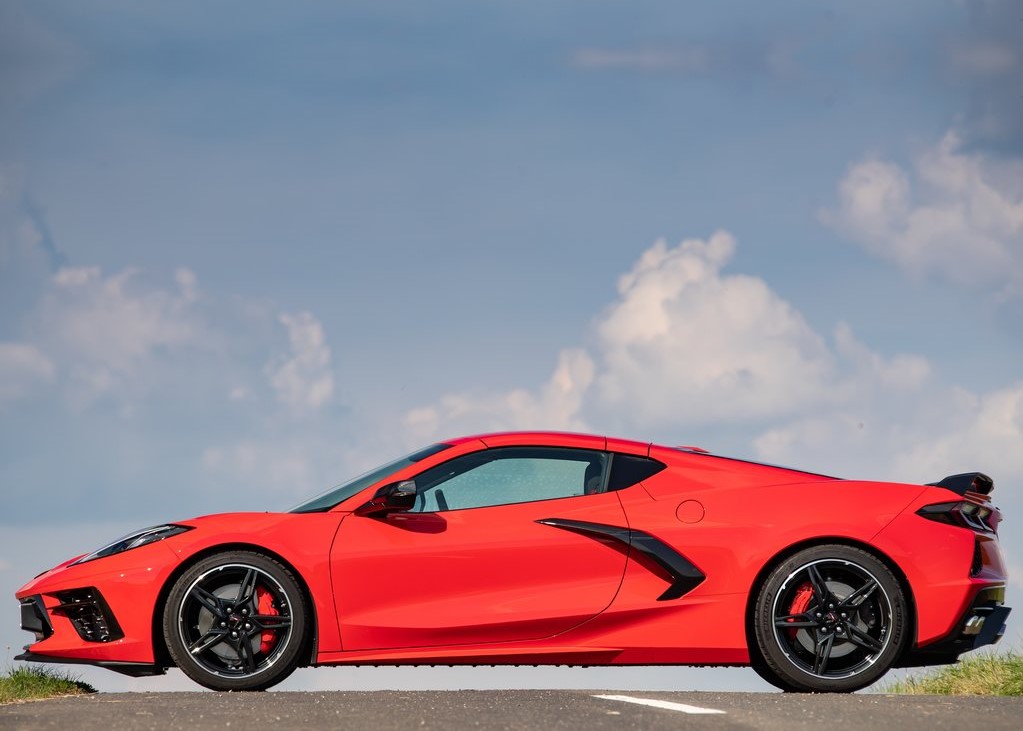 18516 Photo Exterior Chevrolet Corvette 3LT 2022 in UAE