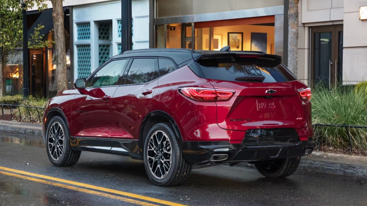 30873 Photo Exterior Chevrolet Blazer RS 2023 in Saudi Arabia