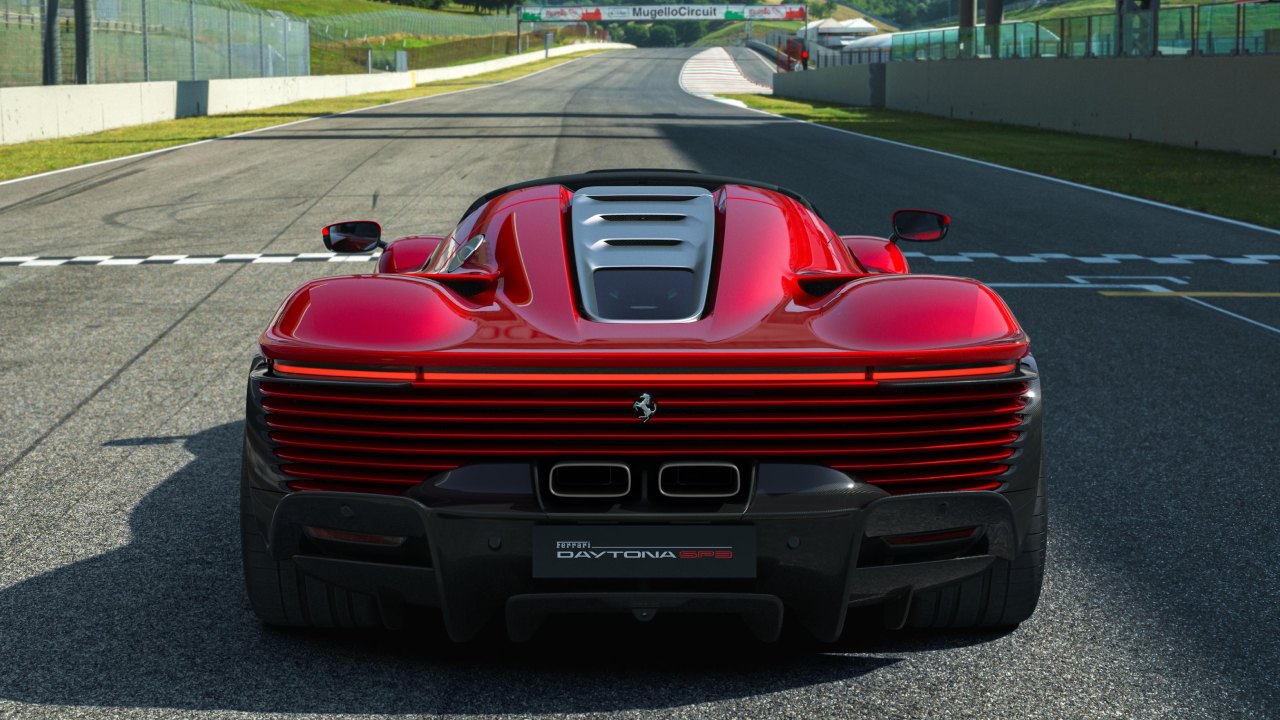 33617 Photo Exterior Ferrari Daytona SP3 2023 in UAE