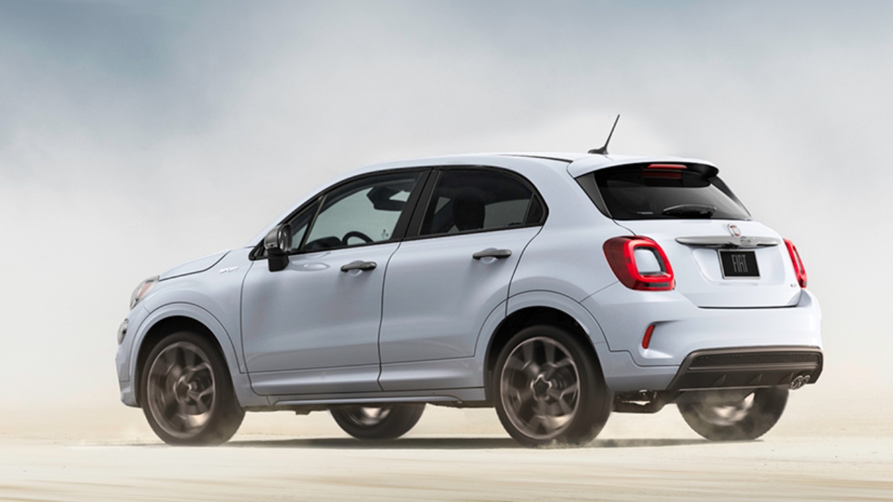 25490 Photo Exterior Fiat 500X Cross 2023 in UAE