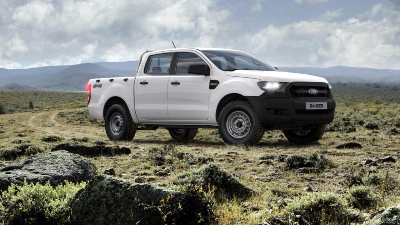 32039 Photo Exterior Ford Ranger Double Cab Base 2023 in Saudi Arabia