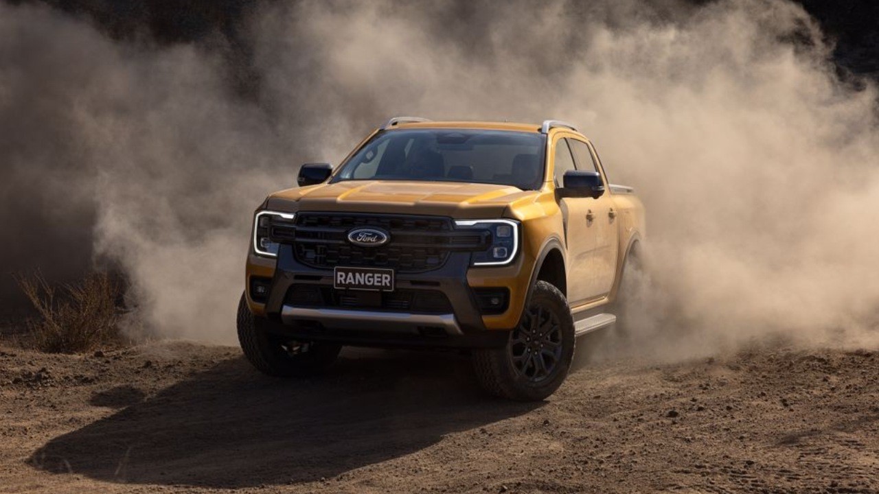 39799 Photo Exterior Ford Ranger 2024 in UAE