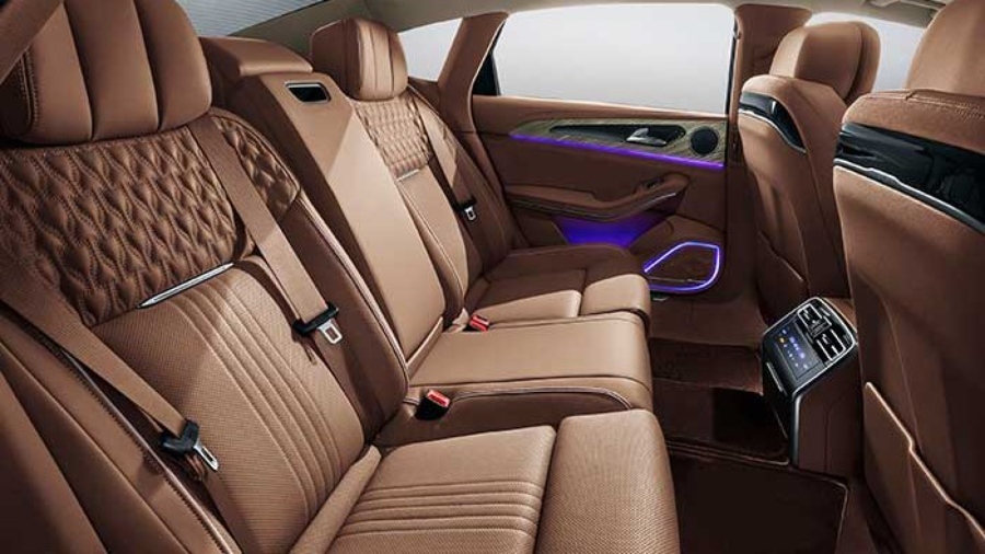 2440 Photo Exterior Hongqi H9 Executive 3.0T Two Tone 2021 in Saudi Arabia