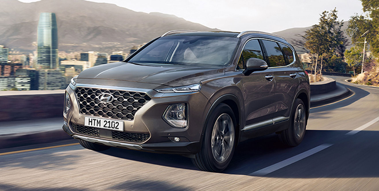 9156 Photo Exterior Hyundai Santa Fe 2.5 4X2 MID 2021 in UAE