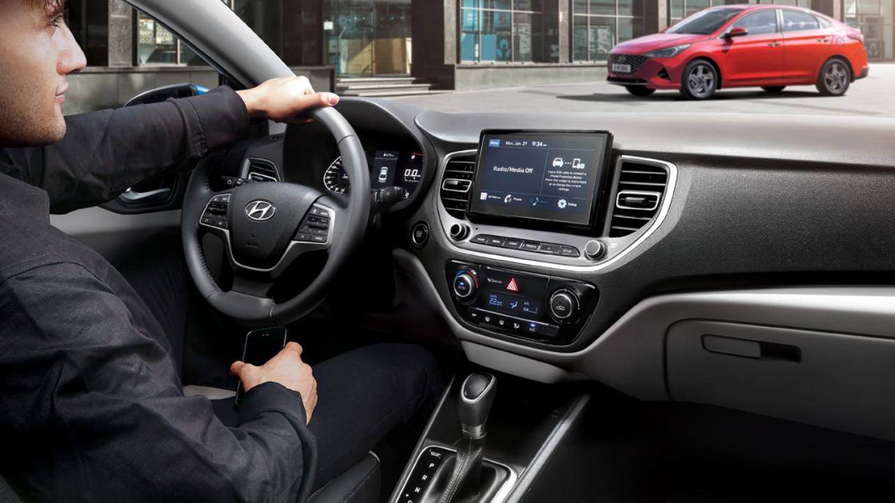 Prices and Specifications for Hyundai Accent 1.6 2023 in Saudi