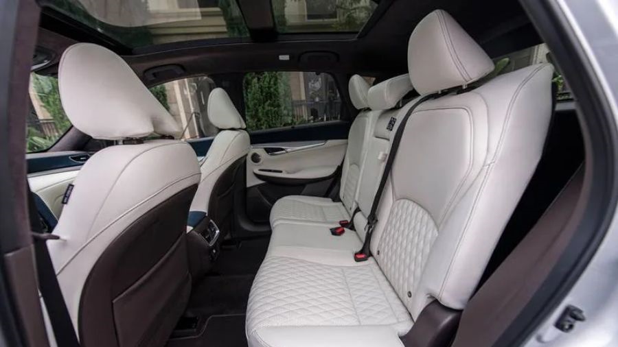 6979 Photo Exterior Infiniti QX50 Sensory 2021 in UAE