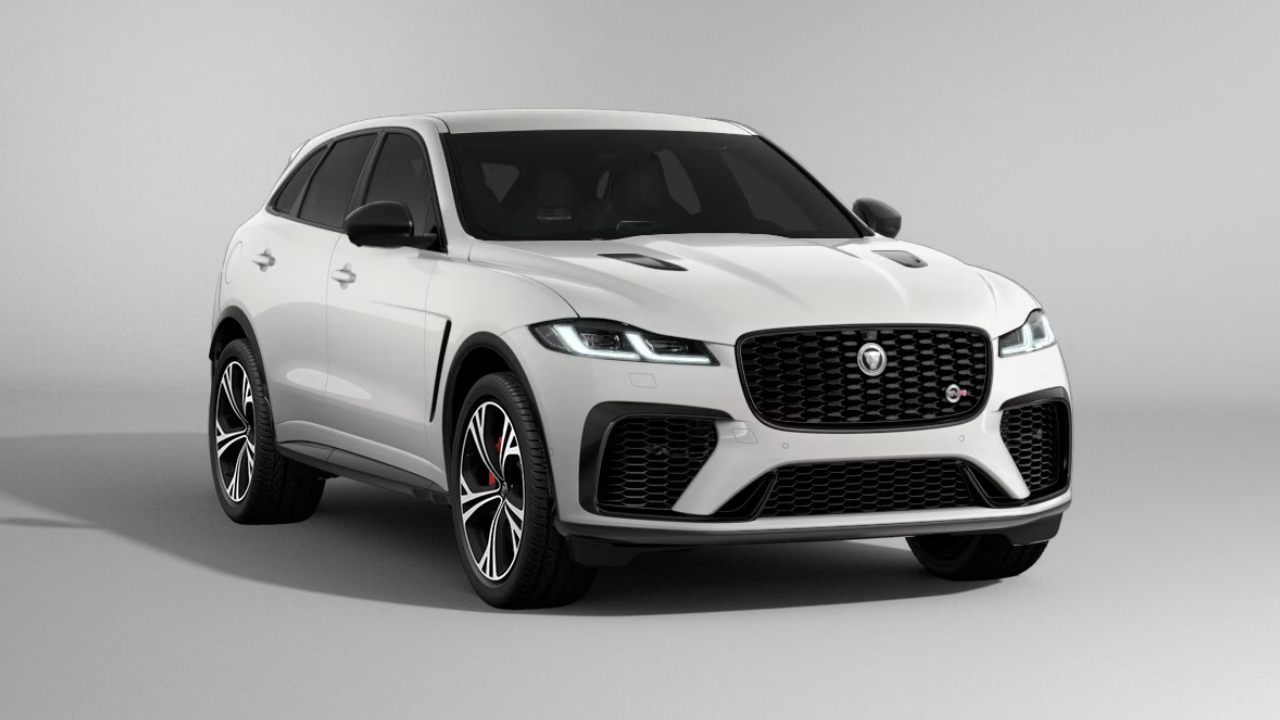 37352 Photo Exterior Jaguar F-Pace SVR 2024 in UAE