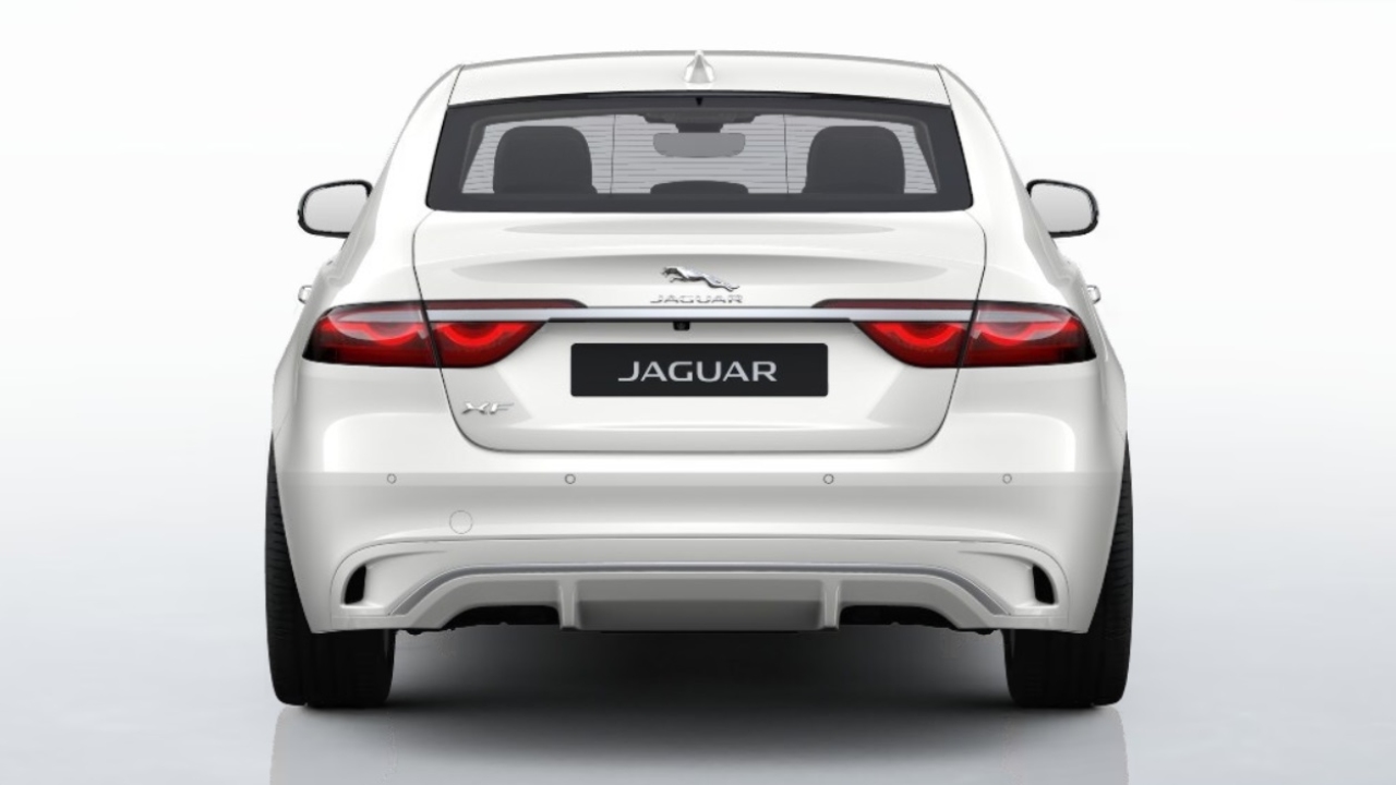 23420 Photo Exterior Jaguar XF Saloon S 2023 in Saudi Arabia