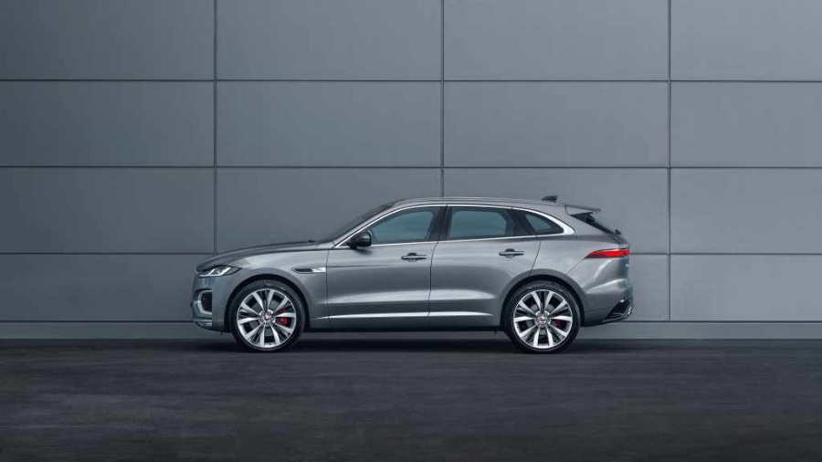 16740 Photo Exterior Jaguar F-Pace R-Dynamic Black 2022 in UAE