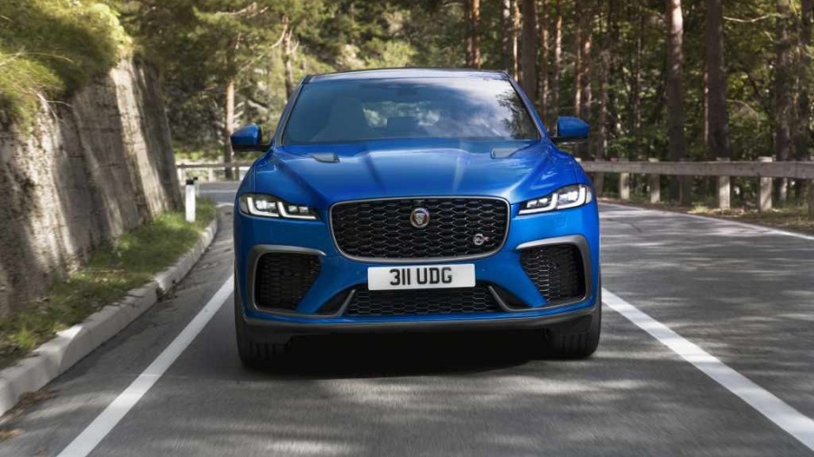 16174 Photo Exterior Jaguar F-Pace SVR 2022 in Saudi Arabia