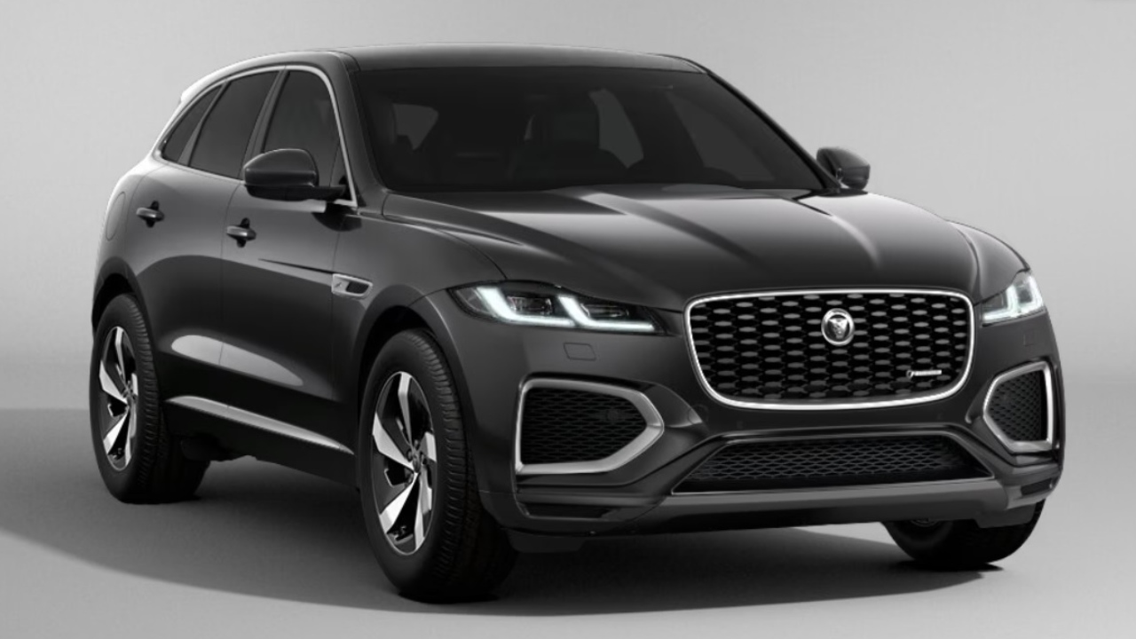 37133 Photo Exterior Jaguar F-Pace 2024 in UAE