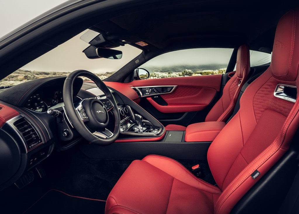 16798 Photo Exterior Jaguar F-Type R-Dynamic Black Coupe 2022 in Saudi Arabia